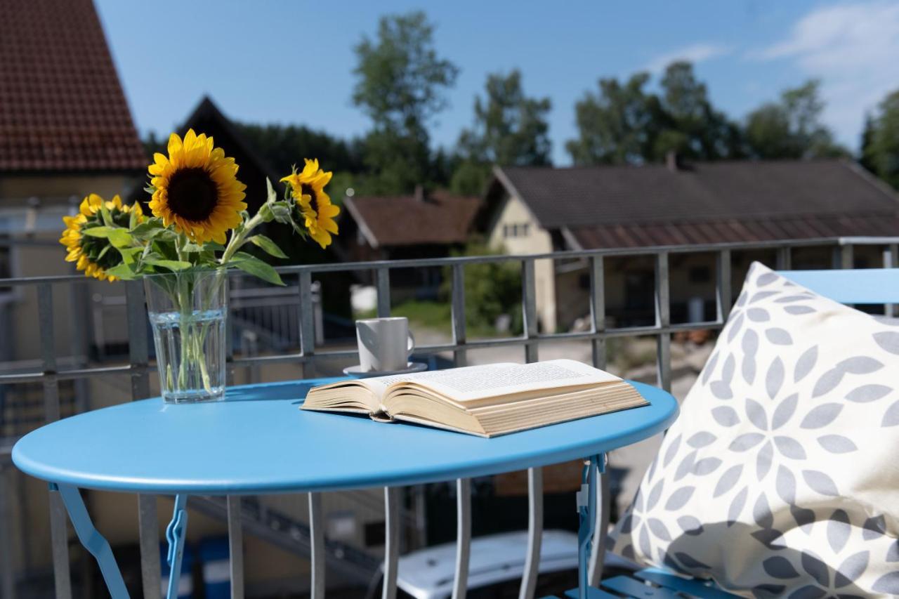 Bessa Homes 6 Personen 2 Schlafzimmer, 3 King Size, Betten, Balkon, Kueche Haag in Oberbayern Ngoại thất bức ảnh