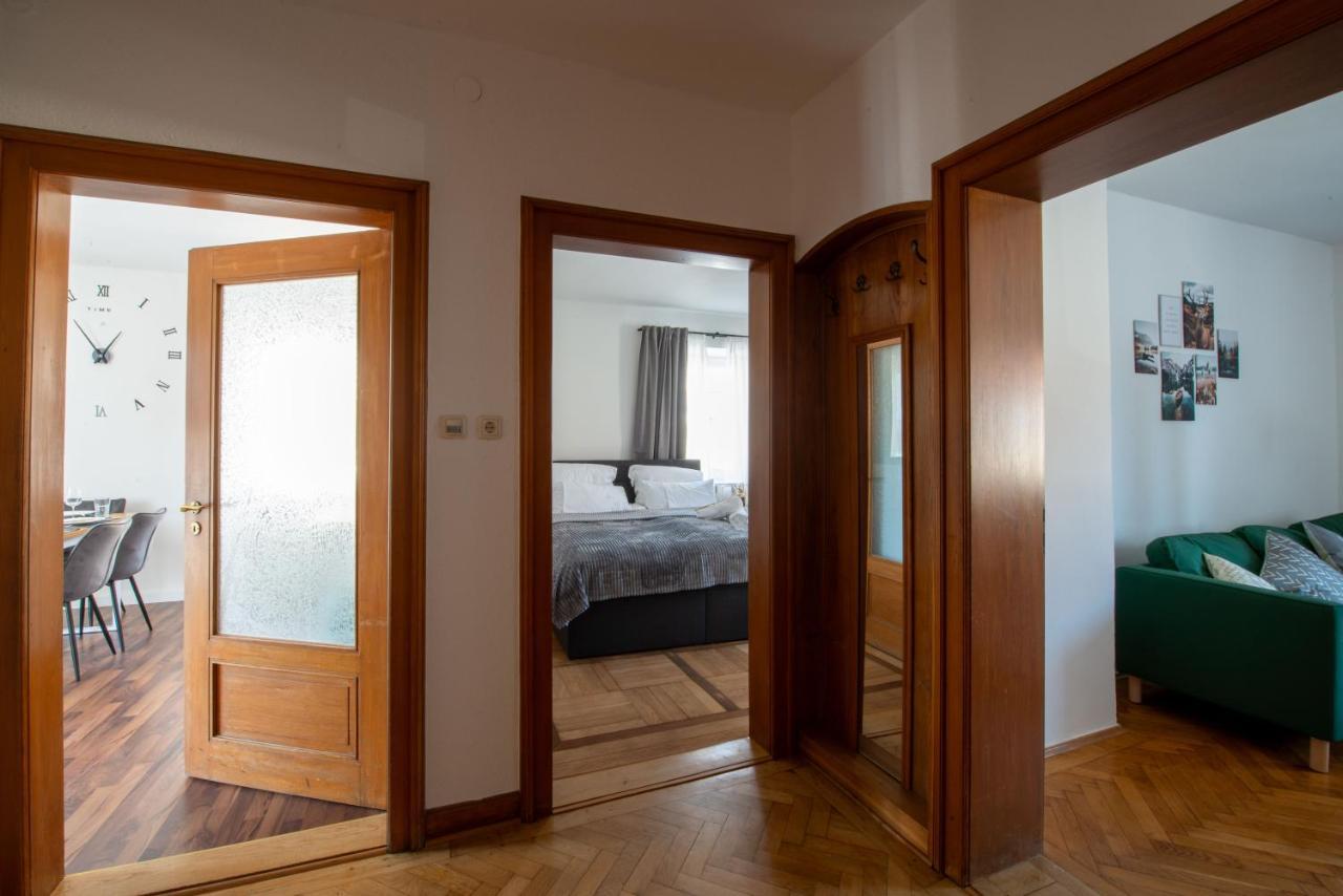 Bessa Homes 6 Personen 2 Schlafzimmer, 3 King Size, Betten, Balkon, Kueche Haag in Oberbayern Ngoại thất bức ảnh