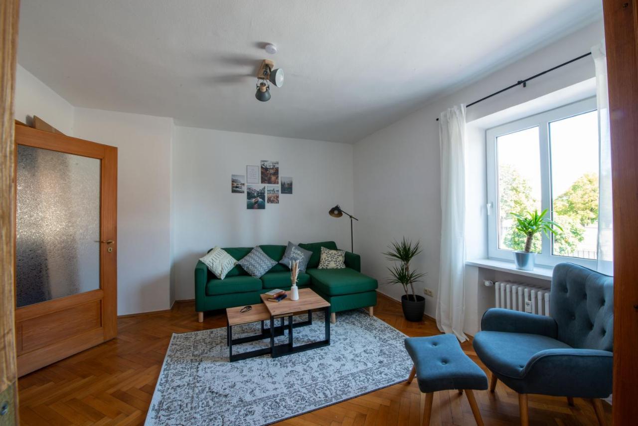 Bessa Homes 6 Personen 2 Schlafzimmer, 3 King Size, Betten, Balkon, Kueche Haag in Oberbayern Ngoại thất bức ảnh