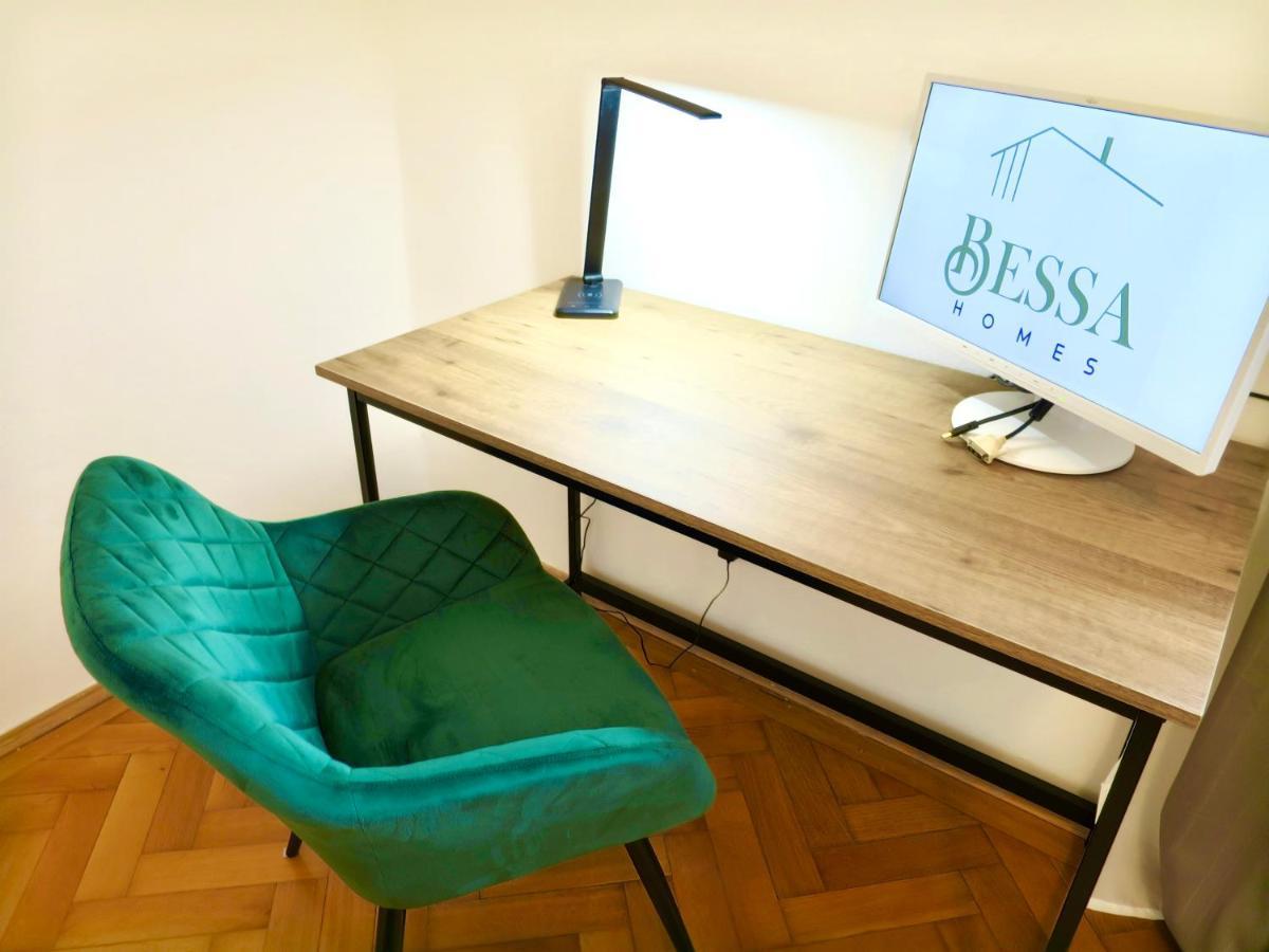 Bessa Homes 6 Personen 2 Schlafzimmer, 3 King Size, Betten, Balkon, Kueche Haag in Oberbayern Ngoại thất bức ảnh